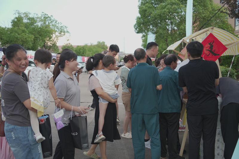 内页4.jpg